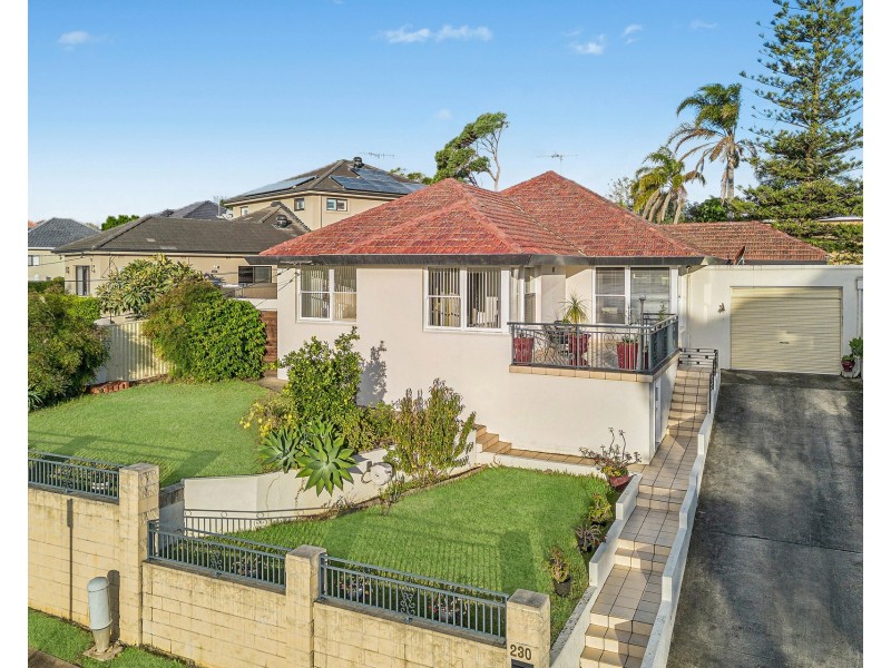 230 Connells Point Road, Connells Point NSW 2221