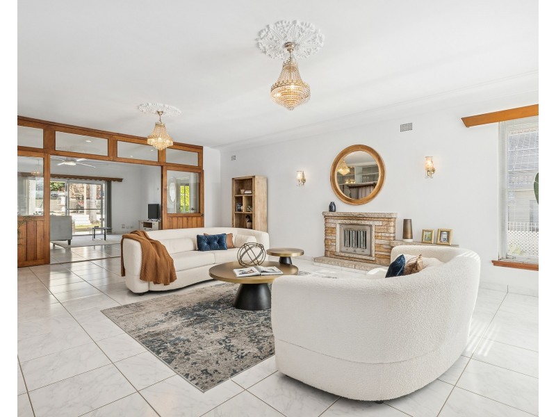 230 Connells Point Road, Connells Point NSW 2221