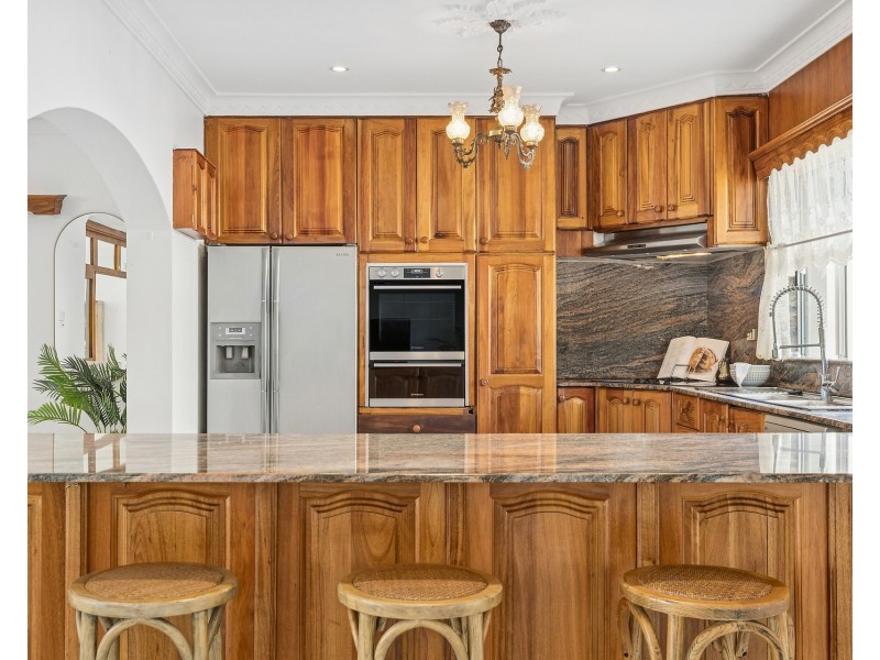 230 Connells Point Road, Connells Point NSW 2221