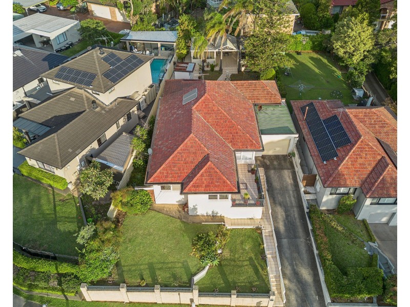 230 Connells Point Road, Connells Point NSW 2221