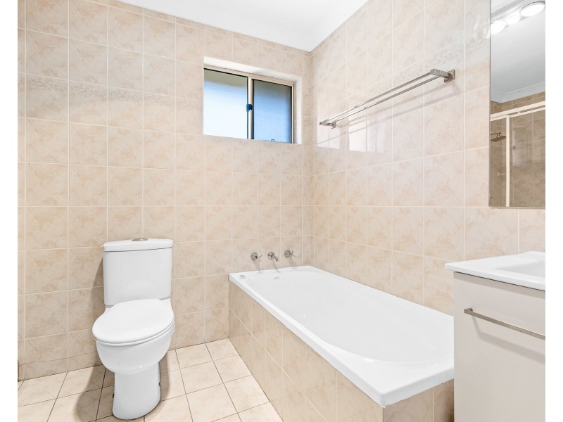 1/81 Yathong Road, Caringbah NSW 2229