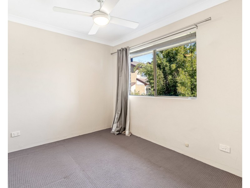 1/81 Yathong Road, Caringbah NSW 2229
