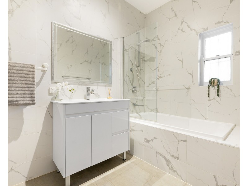 1 Madrers Avenue, Kogarah NSW 2217