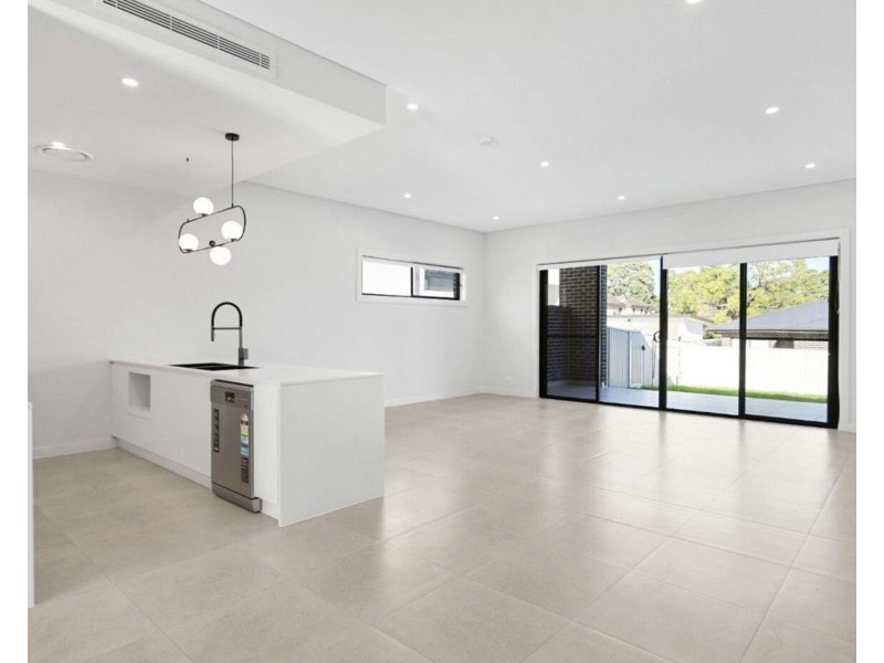 5B Gwandalan Road, Padstow NSW 2211