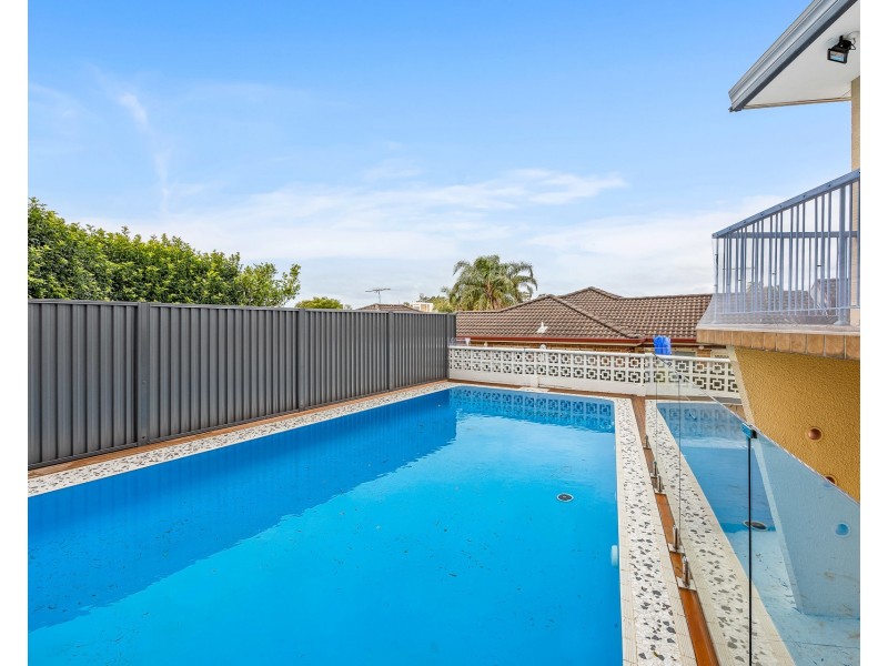 255 Woniora Road, Blakehurst NSW 2221