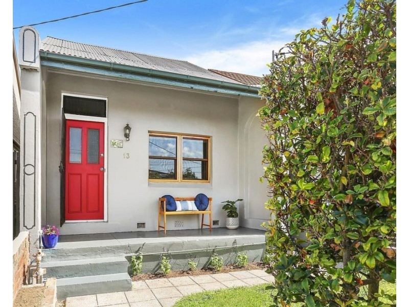 13 Farr Street, Banksia NSW 2216