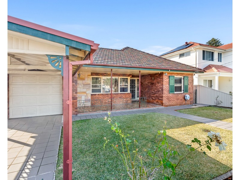 2 Booragul Street, Beverly Hills NSW 2209