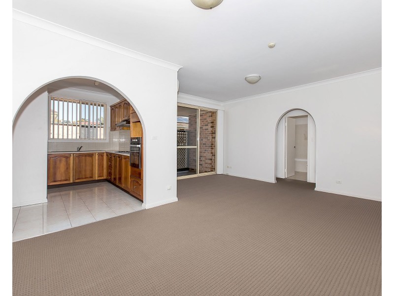 2/17 Central Road, Beverly Hills NSW 2209