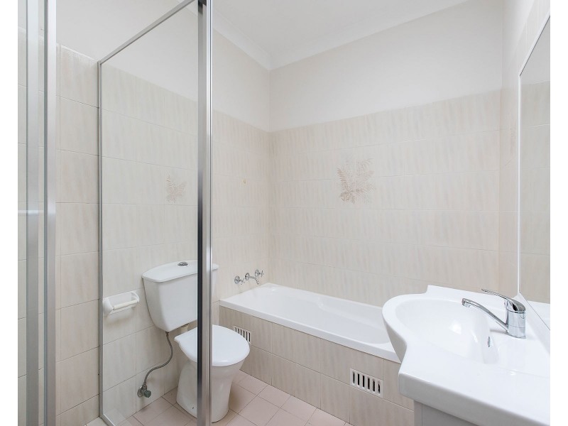 2/17 Central Road, Beverly Hills NSW 2209