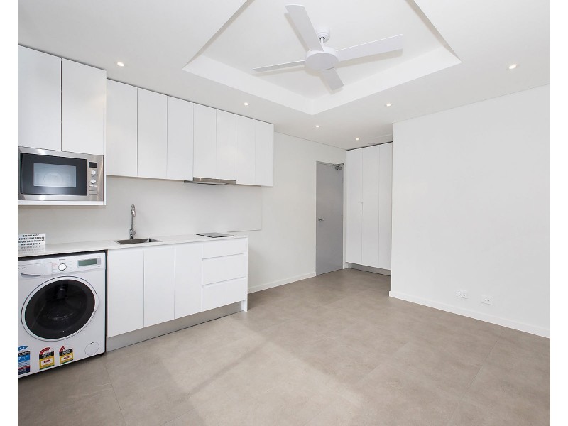 8/33 Hampden Street, Beverly Hills NSW 2209