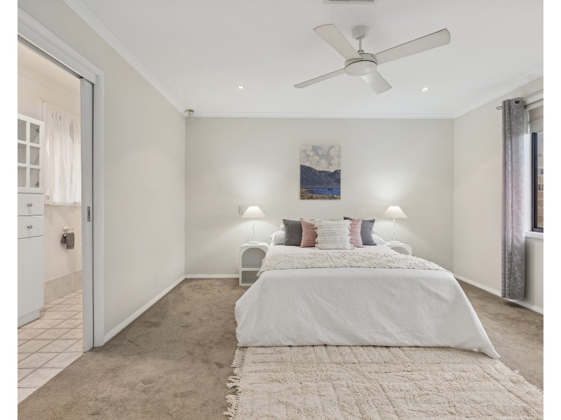 31 Amiens Avenue, Milperra NSW 2214