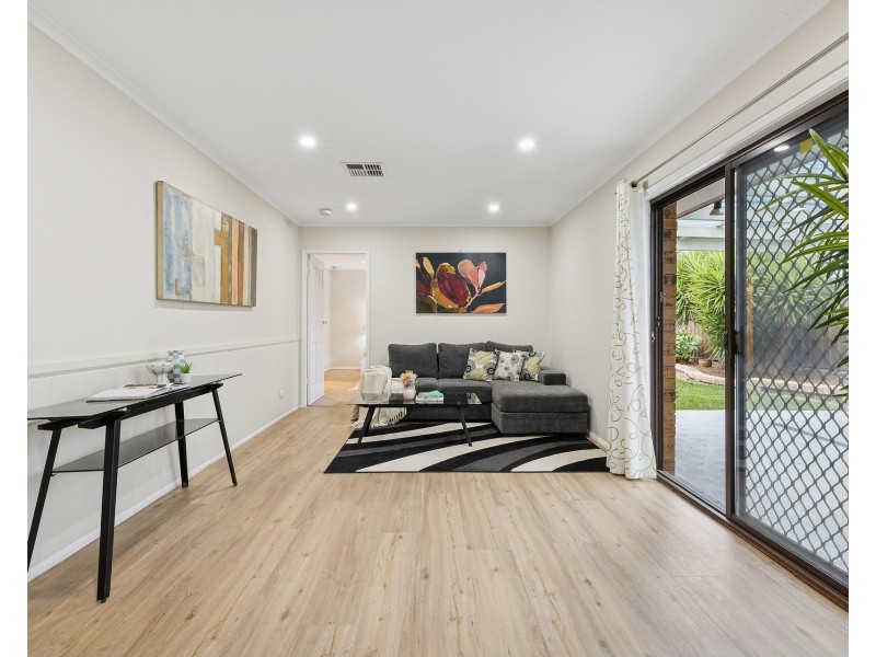 31 Amiens Avenue, Milperra NSW 2214