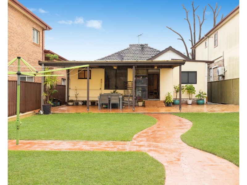 24 Arthur Street, Carlton NSW 2218