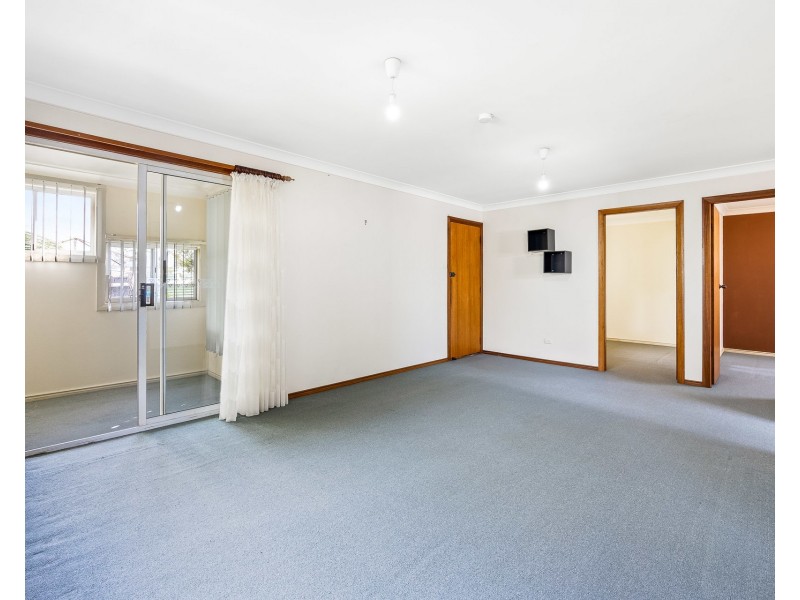 4 Abbott Road, Heathcote NSW 2233