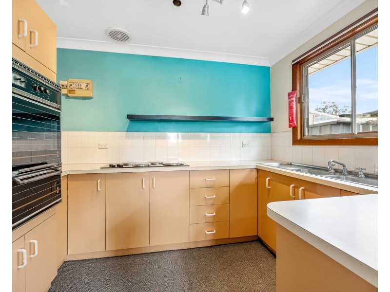 4 Abbott Road, Heathcote NSW 2233