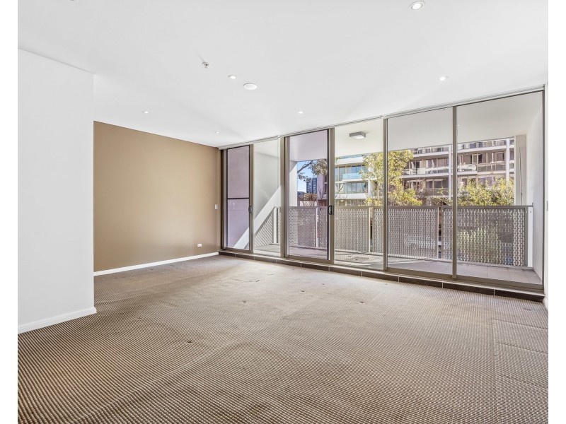 141/12 Victoria Park Parade, Zetland NSW 2017