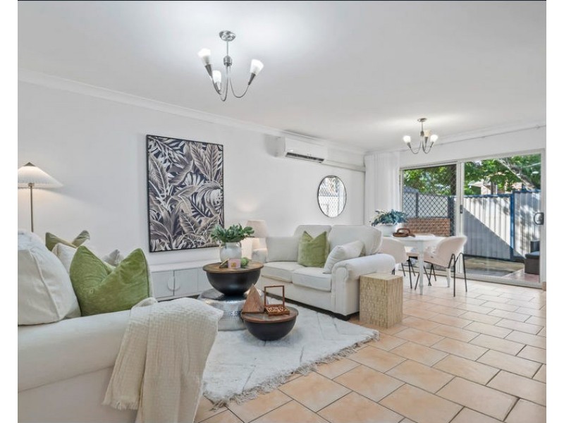 3/17  Graham Road, Narwee NSW 2209