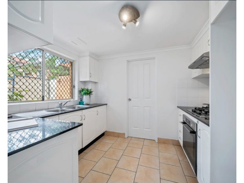 3/17  Graham Road, Narwee NSW 2209