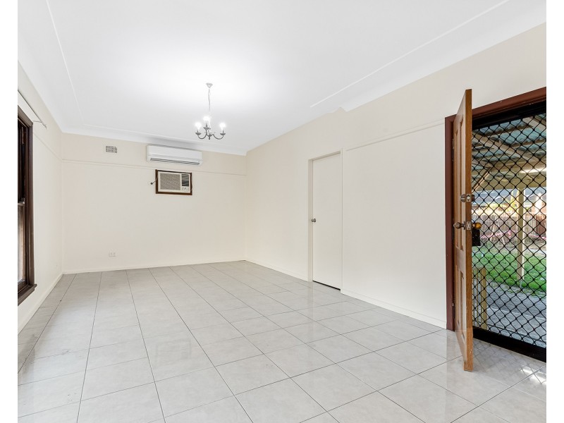 11a Glamis Street, Kingsgrove NSW 2208
