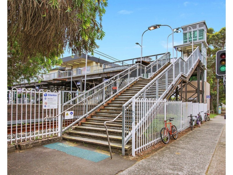 2/8-10 Bembridge Street, Carlton NSW 2218