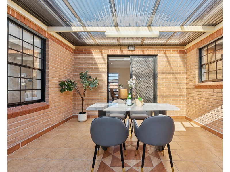 104a  George Street, South Hurstville NSW 2221