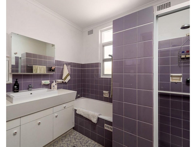 45 Burns Road, Picnic Point NSW 2213