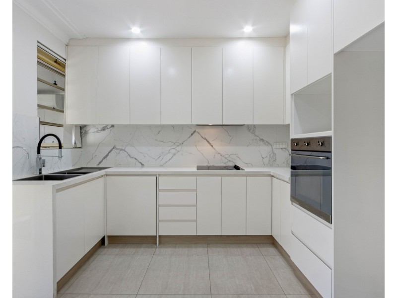 8 Firmstone Gardens, Arncliffe NSW 2205