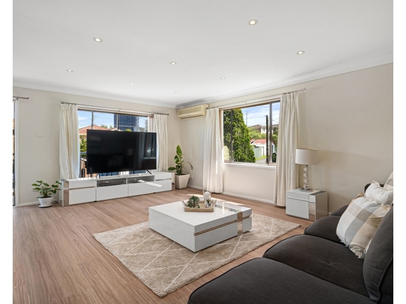 18 Xenia Avenue, Carlton NSW 2218