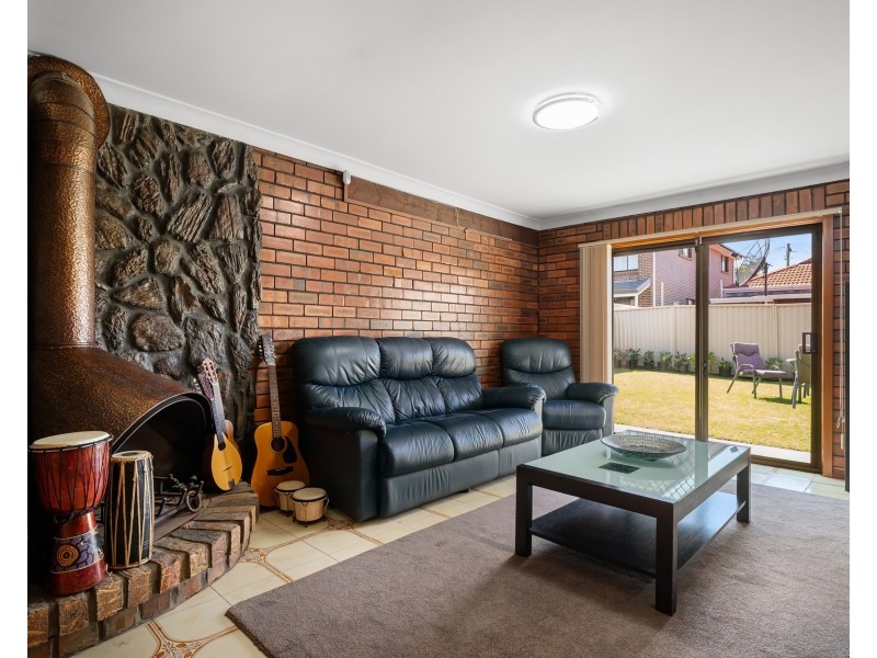 18 Xenia Avenue, Carlton NSW 2218