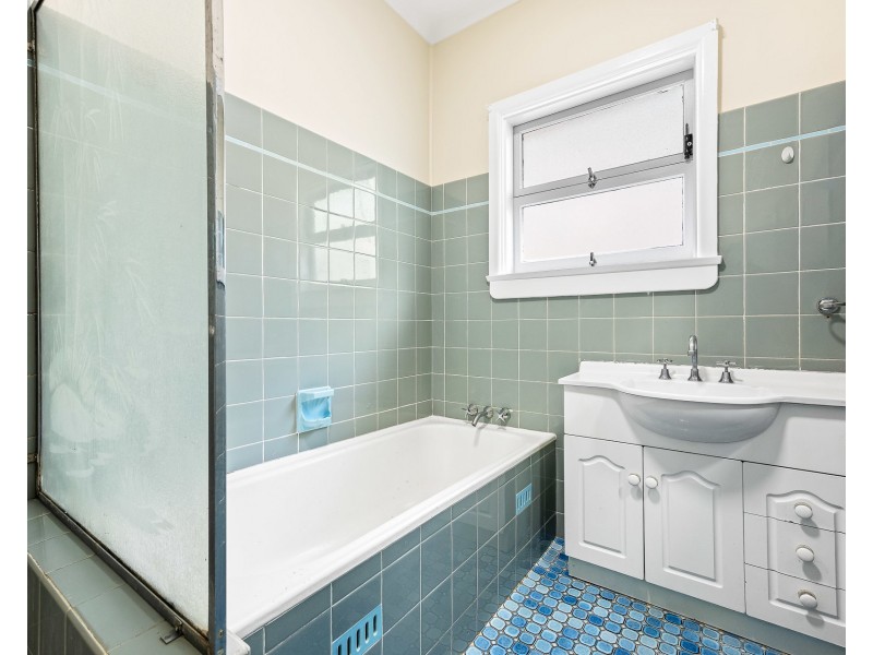 6 Bolaro Avenue, Gymea NSW 2227