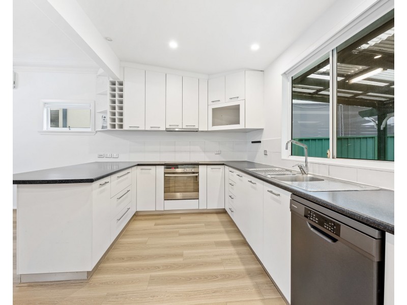 114 Anzac Avenue, Engadine NSW 2233