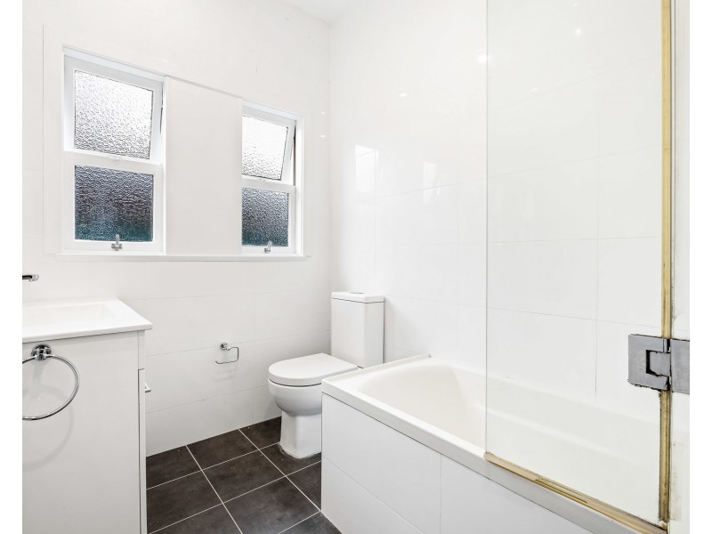114 Anzac Avenue, Engadine NSW 2233
