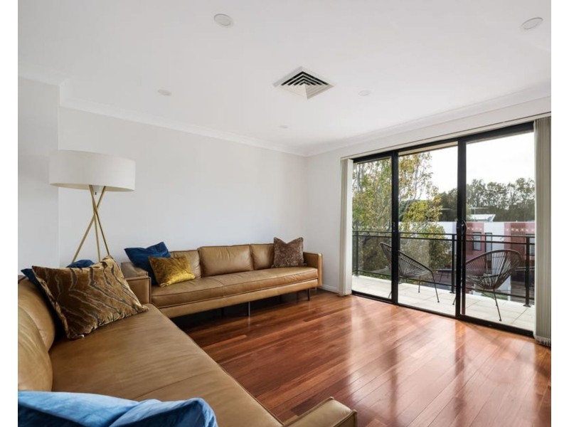 6 Bamboo Avenue, Earlwood NSW 2206