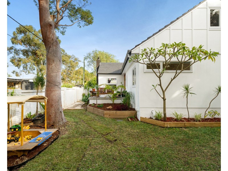 442 President Avenue, Kirrawee NSW 2232