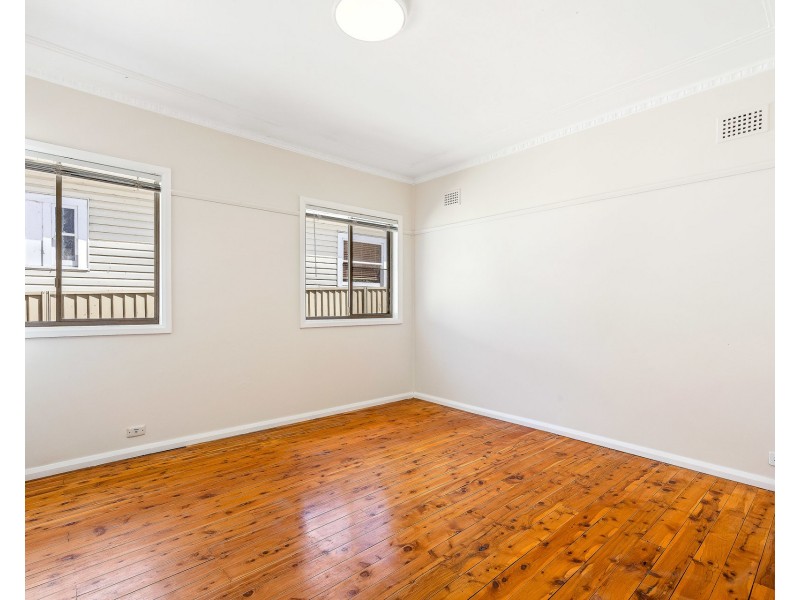 80  Davies Road, Padstow NSW 2211