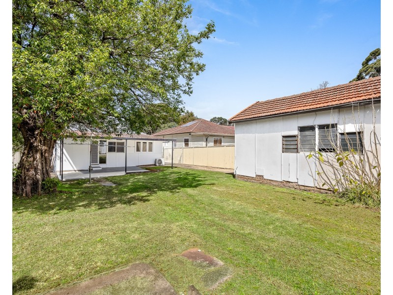 80  Davies Road, Padstow NSW 2211