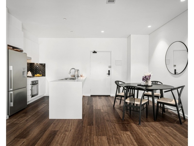 17/37-41 Gover Street, Peakhurst NSW 2210