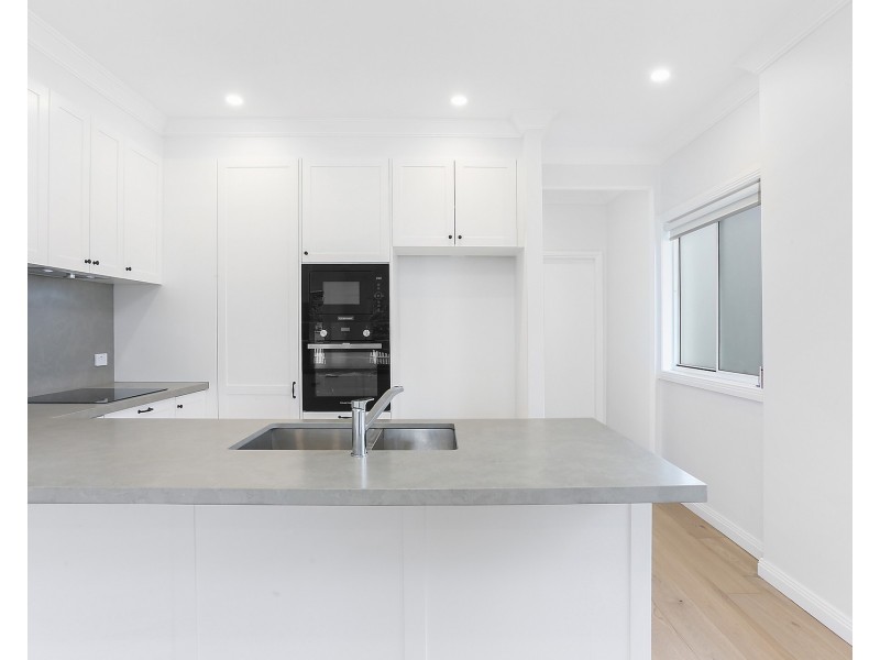 2 Tamar Street, Sutherland NSW 2232