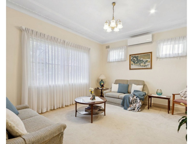 43 Kirrang Street, Beverly Hills NSW 2209