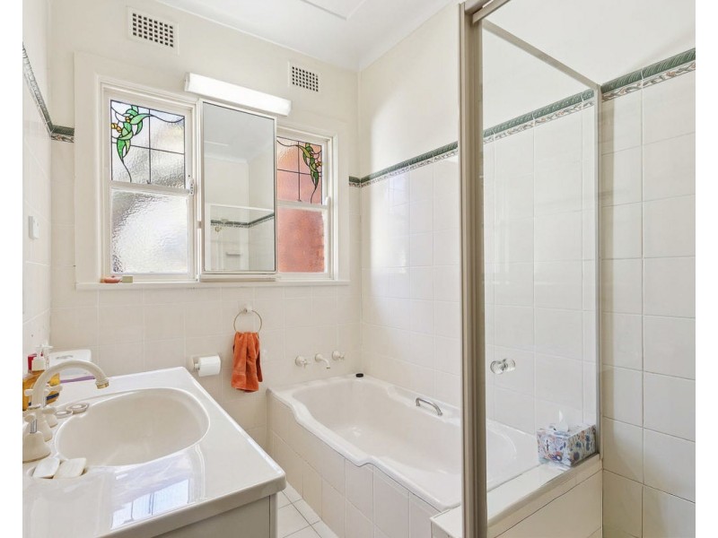 43 Kirrang Street, Beverly Hills NSW 2209