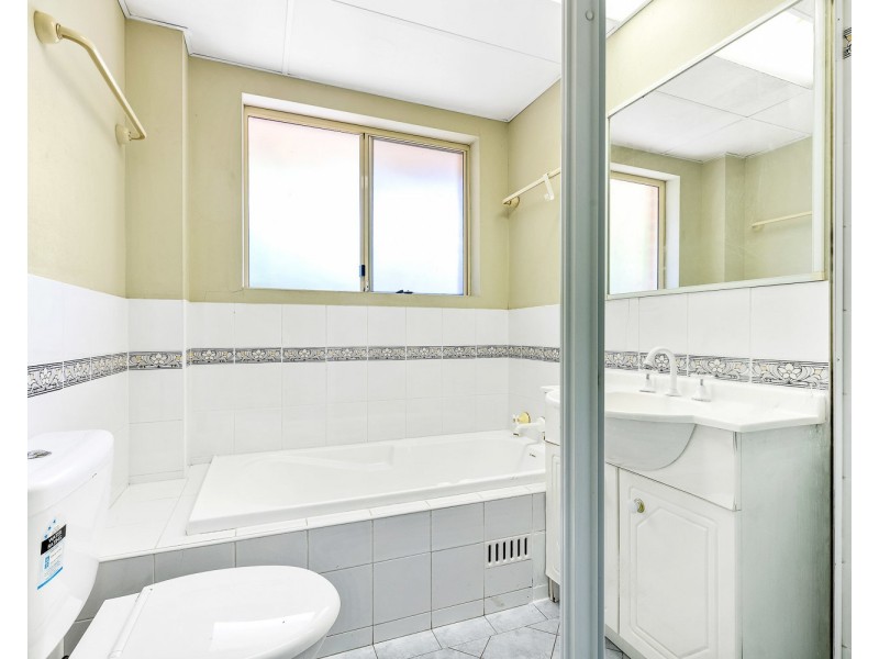 20/1-5 Hampden Street, Beverly Hills NSW 2209