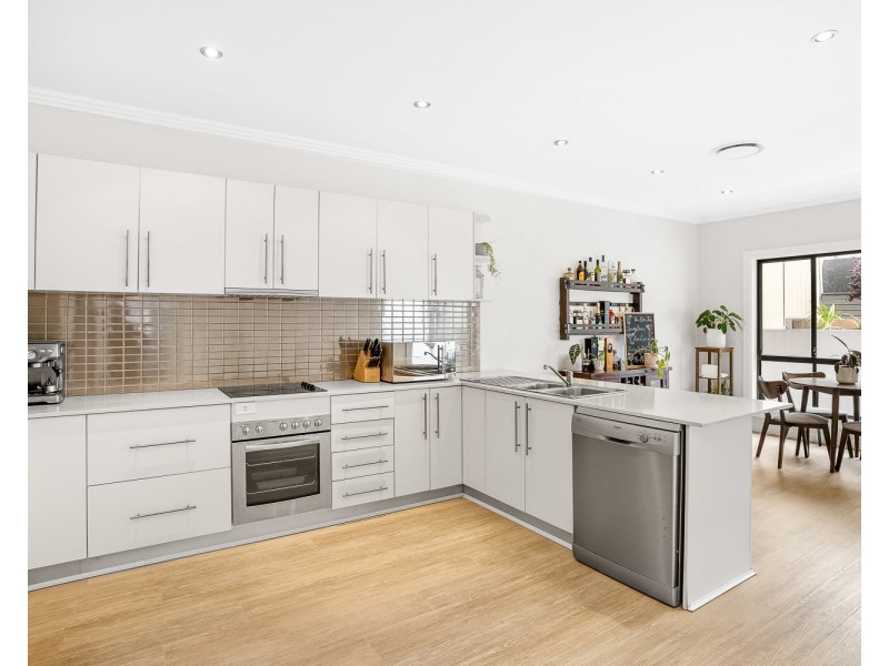 3 Johnstone Street, Peakhurst NSW 2210