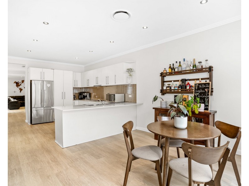 3 Johnstone Street, Peakhurst NSW 2210