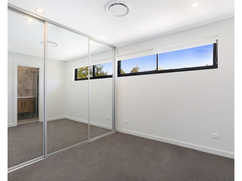 4/6 Canberra Road, Sylvania NSW 2224