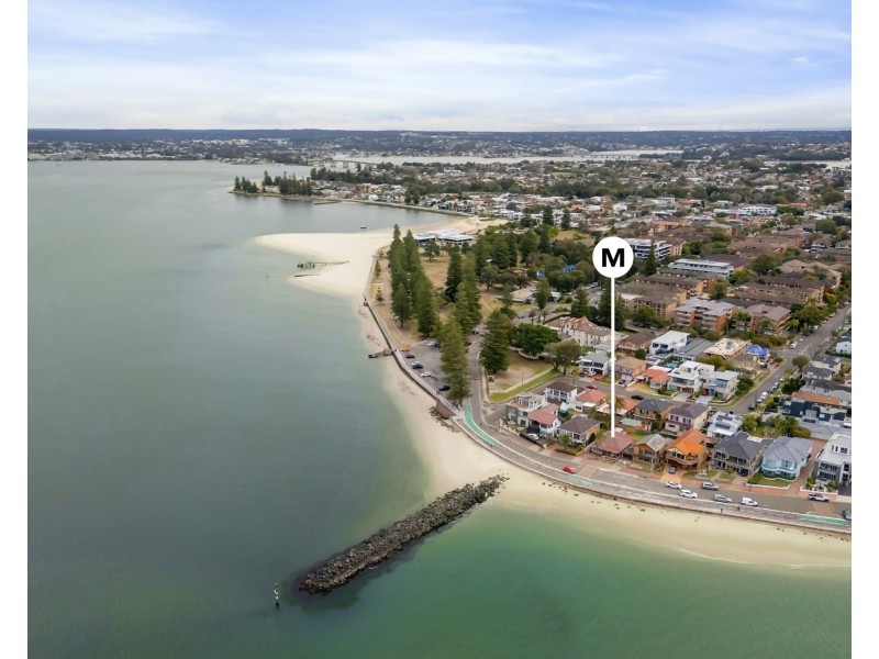 10 Carruthers Drive, Dolls Point NSW 2219