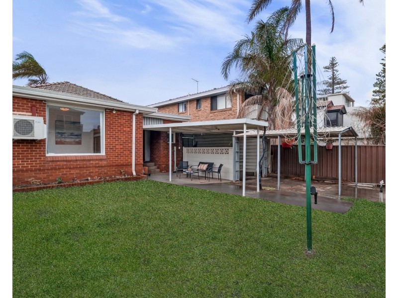 10 Carruthers Drive, Dolls Point NSW 2219