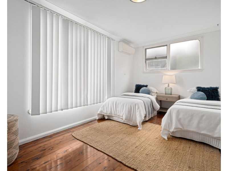 10 Carruthers Drive, Dolls Point NSW 2219