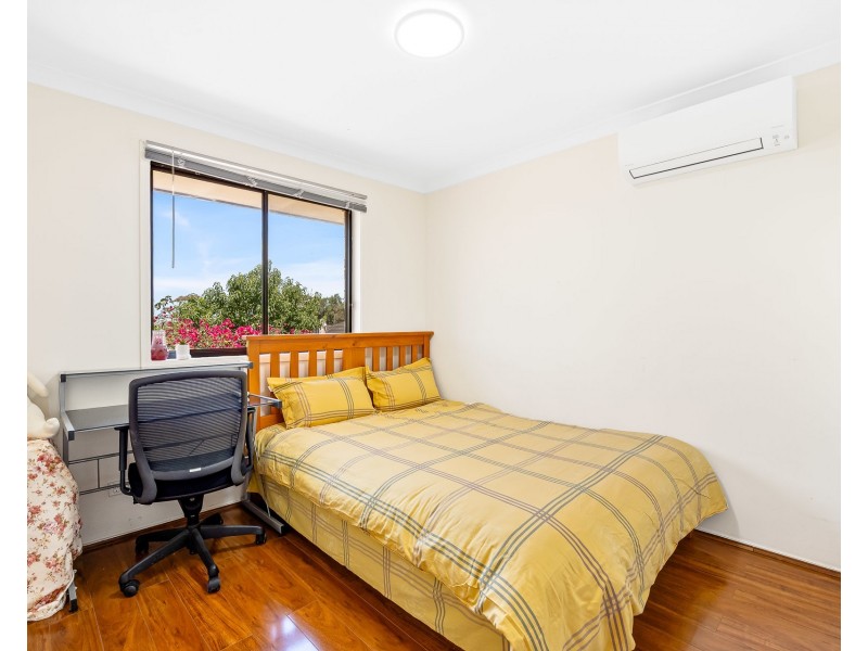 8 Canberra Road, Sylvania NSW 2224