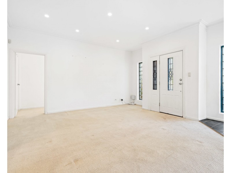 1/88 Connemarra Street, Bexley NSW 2207