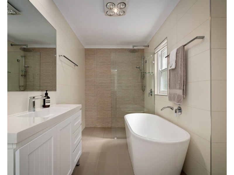 70 Lorraine Avenue, Bardwell Valley NSW 2207